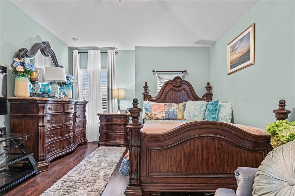 For Sale: $682,999 (5 beds, 3 baths, 3460 Square Feet)