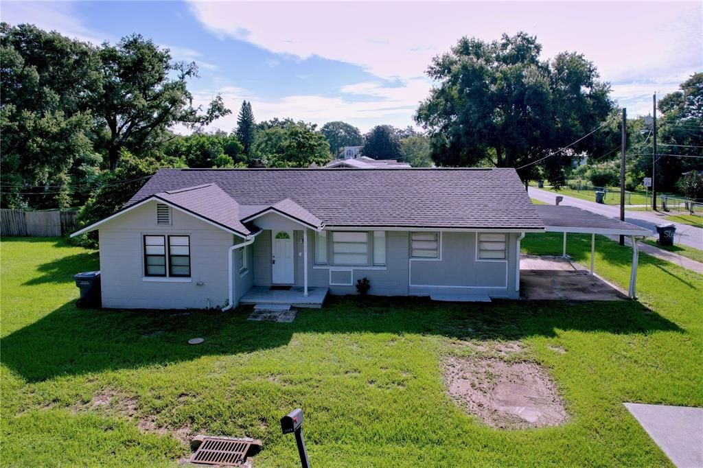 Active With Contract: $215,000 (3 beds, 1 baths, 1027 Square Feet)