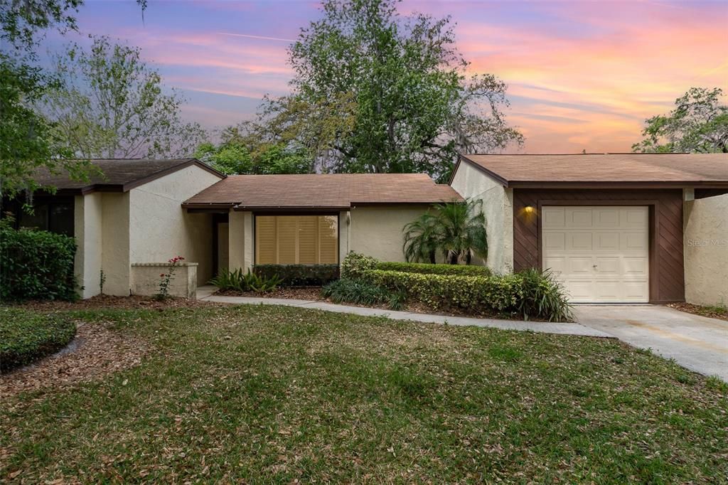 Recently Sold: $269,000 (2 beds, 2 baths, 1123 Square Feet)