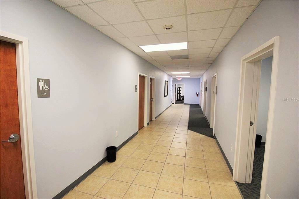 待售: $63,000 (0 贝兹, 0 浴室, 3650 平方英尺)