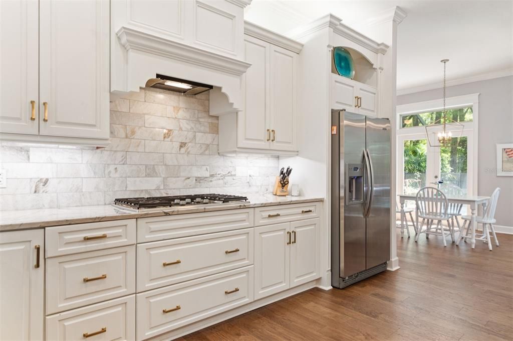 En Venta: $984,000 (4 camas, 3 baños, 3232 Pies cuadrados)