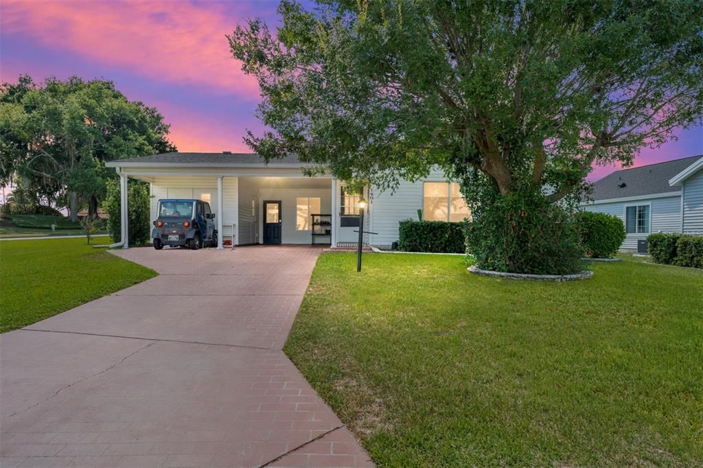 Recently Rented: $1,975 (2 beds, 2 baths, 1552 Square Feet)