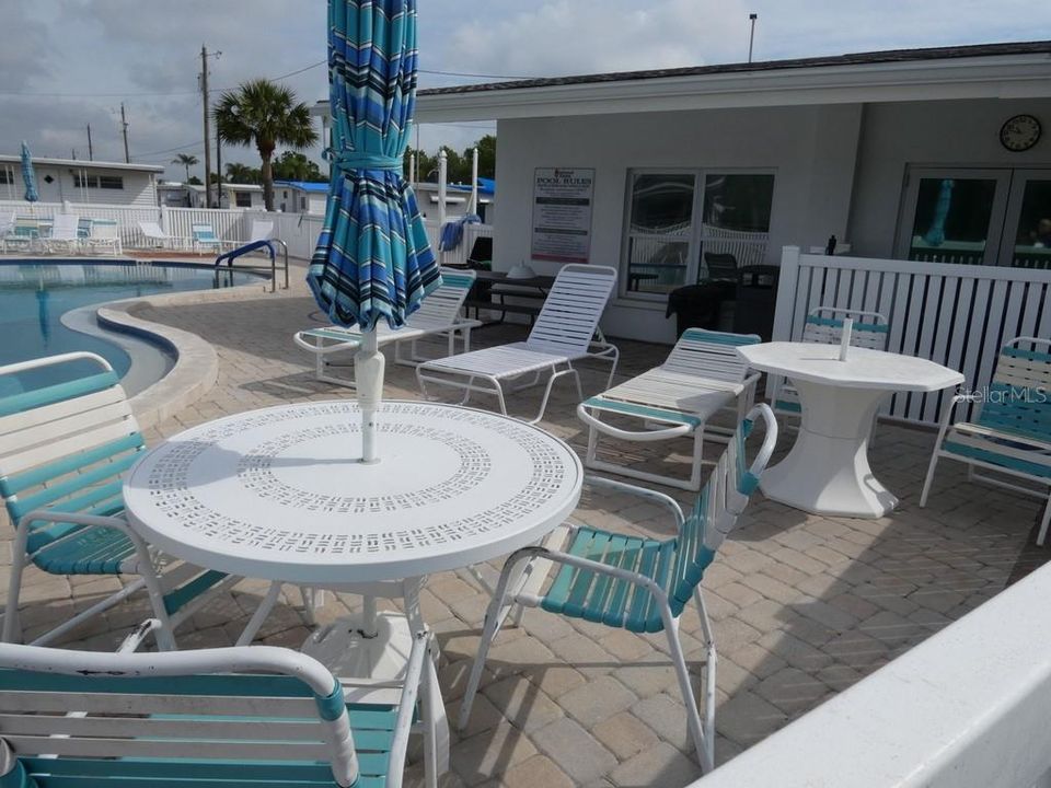 For Sale: $140,000 (2 beds, 2 baths, 1056 Square Feet)