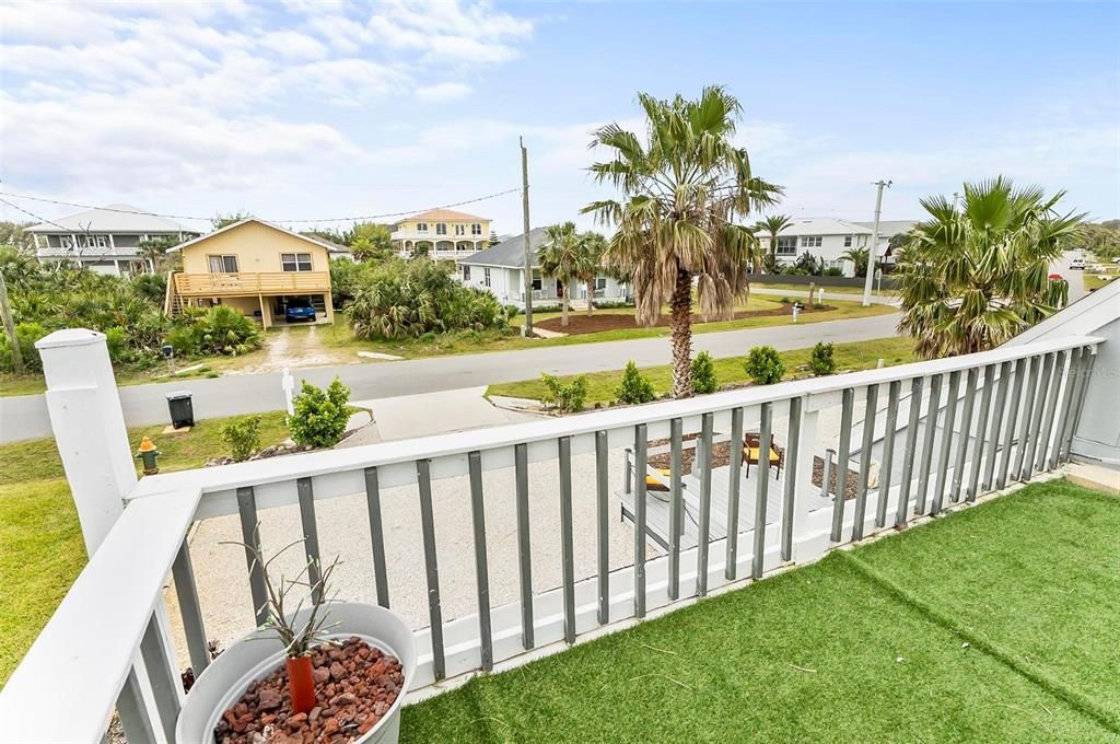 Active With Contract: $479,000 (2 beds, 2 baths, 1714 Square Feet)