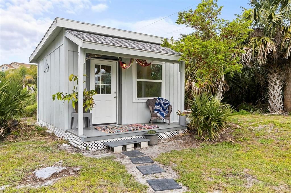 Active With Contract: $479,000 (2 beds, 2 baths, 1714 Square Feet)