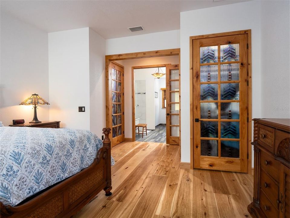 En Venta: $885,000 (3 camas, 2 baños, 2399 Pies cuadrados)