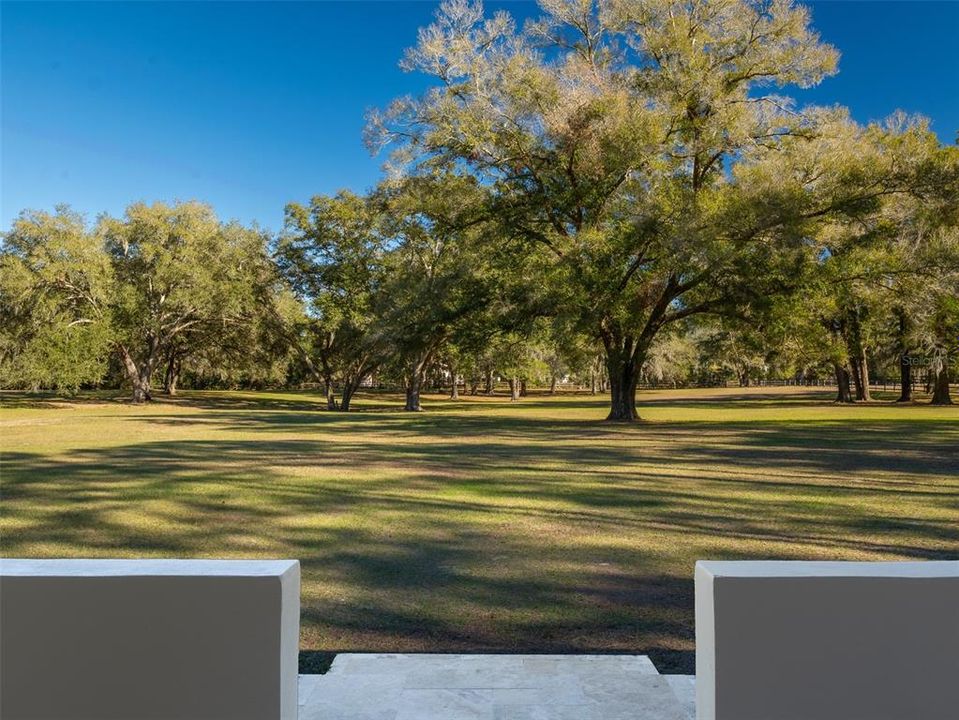 En Venta: $885,000 (3 camas, 2 baños, 2399 Pies cuadrados)
