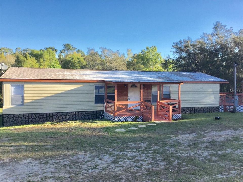 Vendido Recientemente: $199,900 (4 camas, 2 baños, 1342 Pies cuadrados)