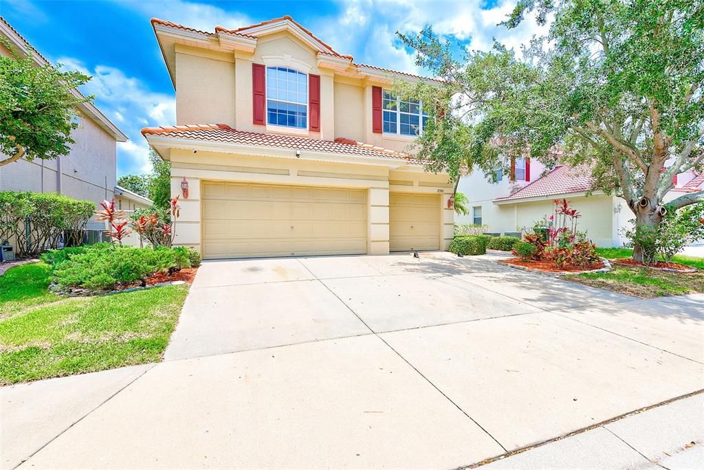 For Sale: $855,000 (4 beds, 3 baths, 3496 Square Feet)
