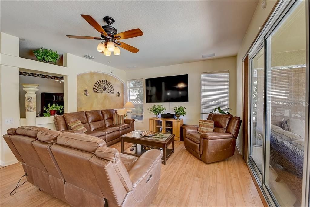 For Sale: $855,000 (4 beds, 3 baths, 3496 Square Feet)