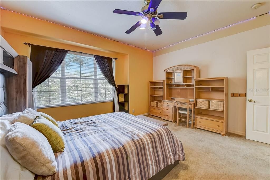 For Sale: $855,000 (4 beds, 3 baths, 3496 Square Feet)