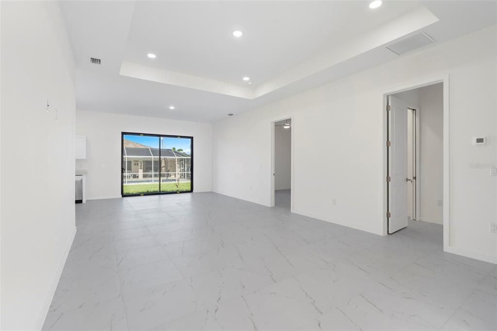 En Renta: $2,300 (4 camas, 3 baños, 1904 Pies cuadrados)