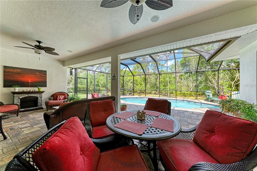 For Sale: $919,000 (4 beds, 3 baths, 2766 Square Feet)