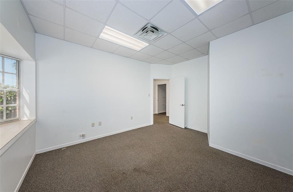 待售: $35,375 (0 贝兹, 0 浴室, 1415 平方英尺)