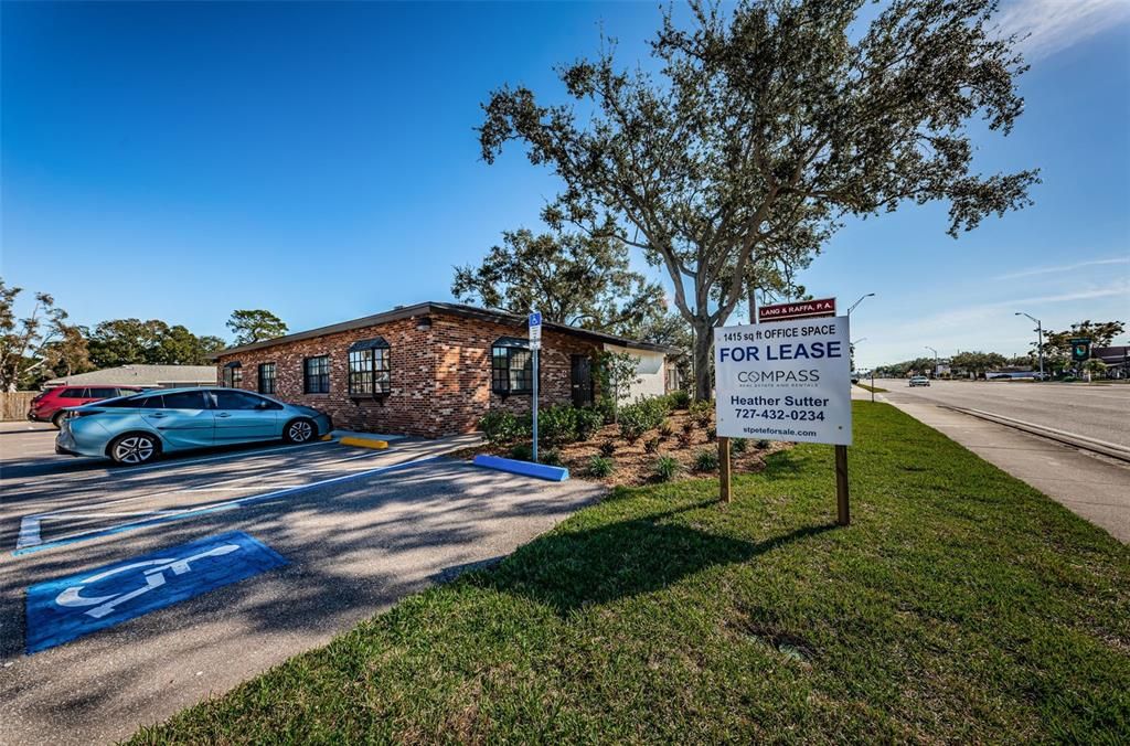 На продажу: $42,450 (0 спален, 0 ванн, 1415 Квадратных фут)