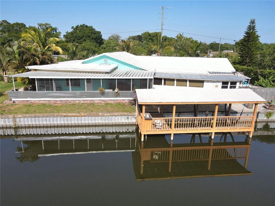 Active With Contract: $359,900 (3 beds, 2 baths, 1733 Square Feet)