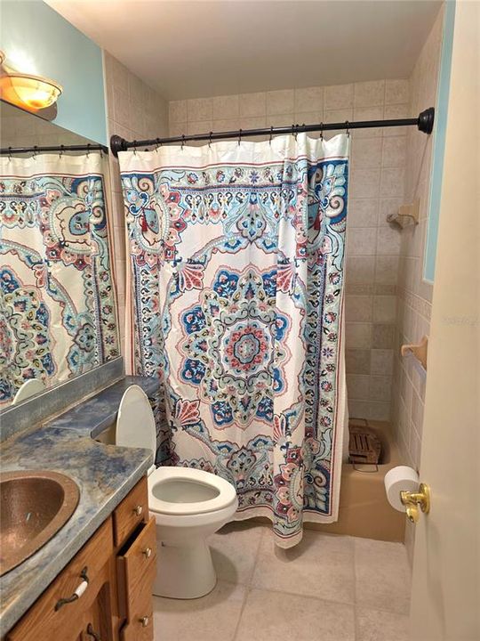 Active With Contract: $359,900 (3 beds, 2 baths, 1733 Square Feet)