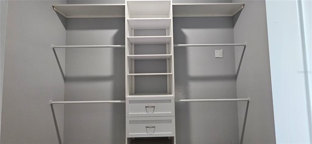 En Venta: $610,000 (4 camas, 3 baños, 2795 Pies cuadrados)