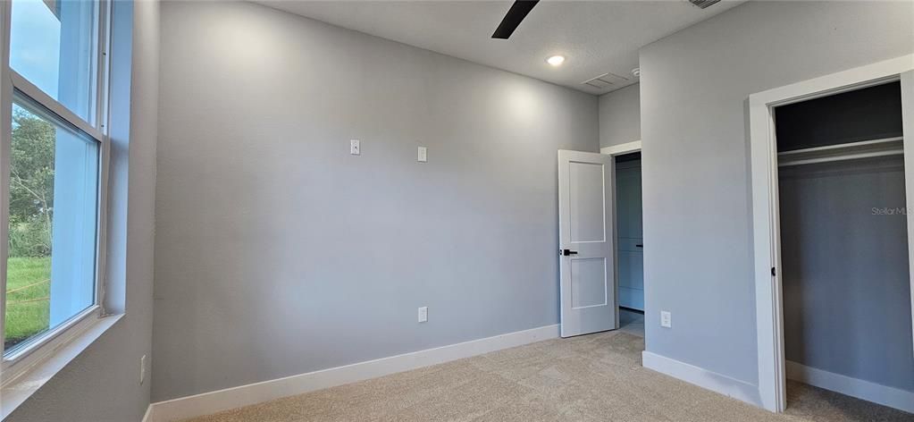 En Venta: $610,000 (4 camas, 3 baños, 2795 Pies cuadrados)