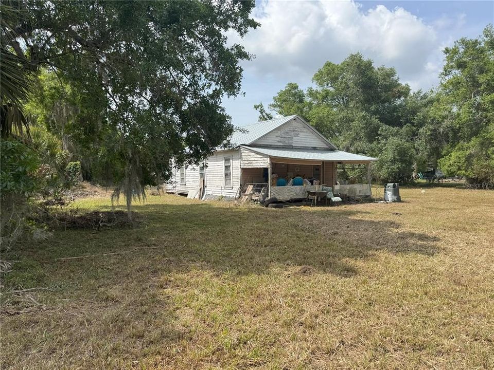 Vendido Recientemente: $60,000 (2 camas, 1 baños, 864 Pies cuadrados)