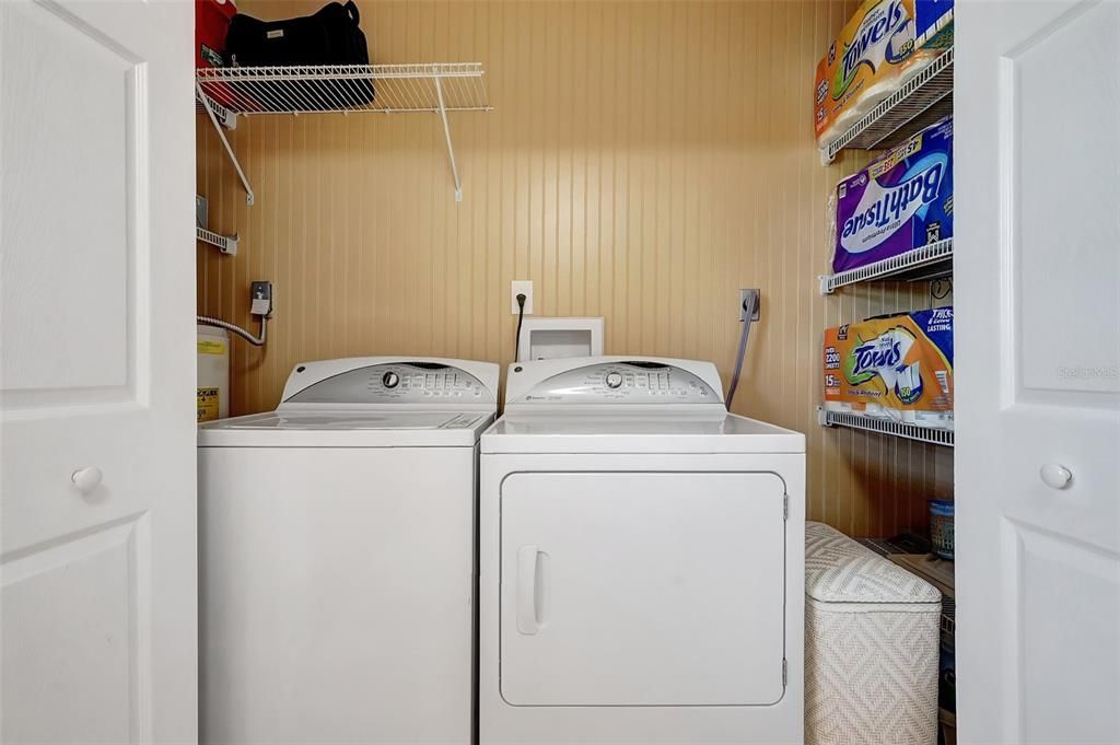 For Sale: $217,000 (2 beds, 2 baths, 1178 Square Feet)