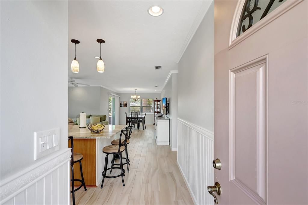 For Sale: $217,000 (2 beds, 2 baths, 1178 Square Feet)