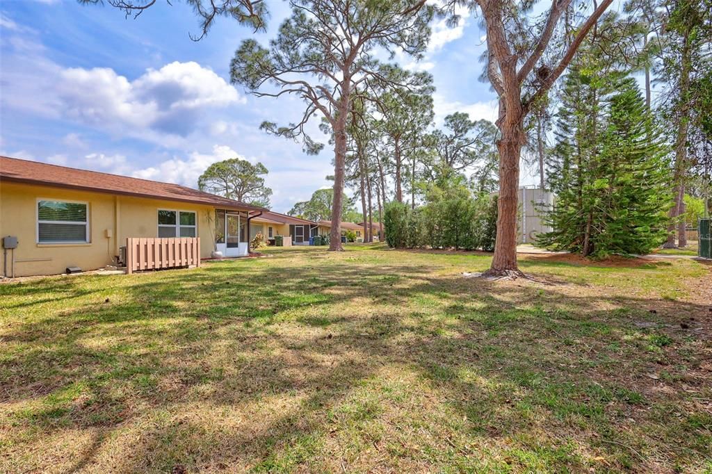 For Sale: $217,000 (2 beds, 2 baths, 1178 Square Feet)