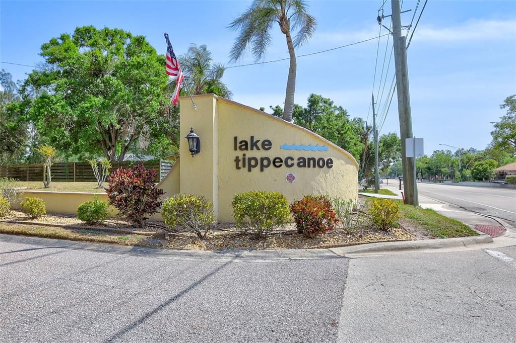 For Sale: $217,000 (2 beds, 2 baths, 1178 Square Feet)