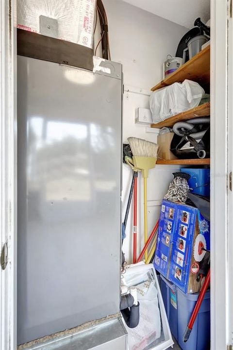 For Sale: $217,000 (2 beds, 2 baths, 1178 Square Feet)