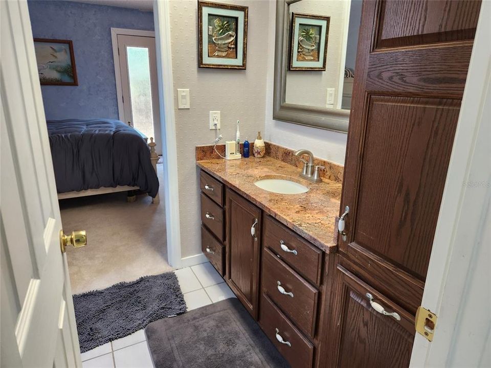 For Sale: $449,700 (3 beds, 2 baths, 1948 Square Feet)