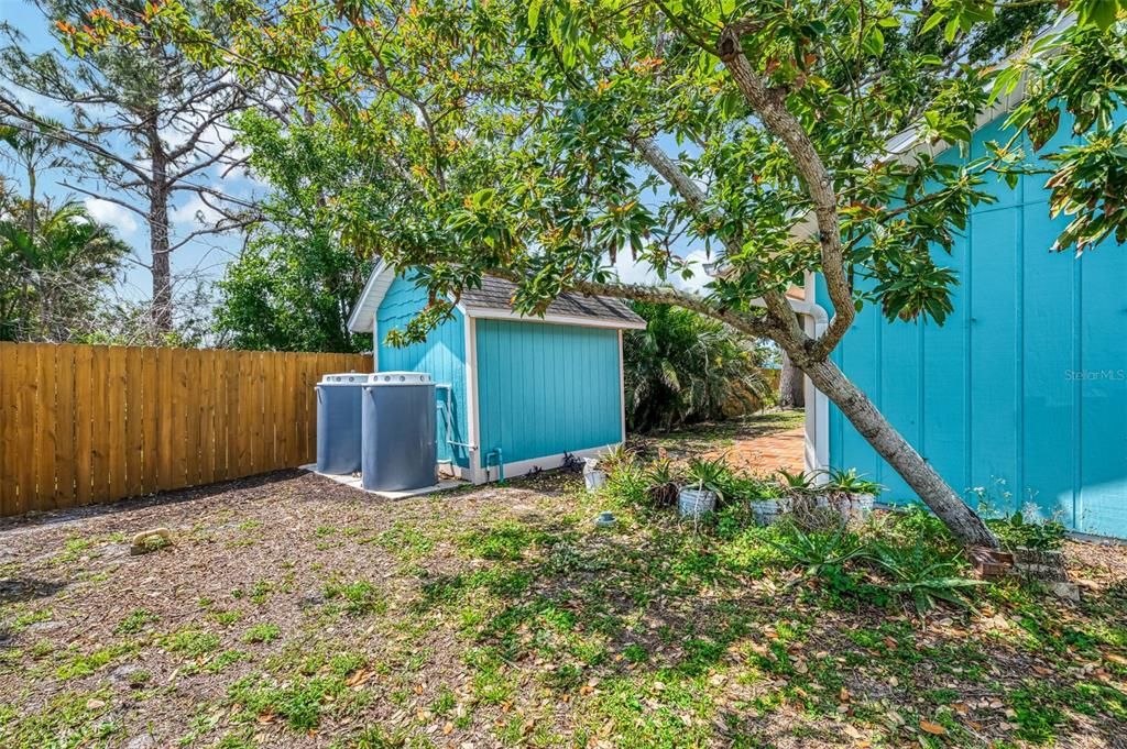 For Sale: $449,700 (3 beds, 2 baths, 1948 Square Feet)