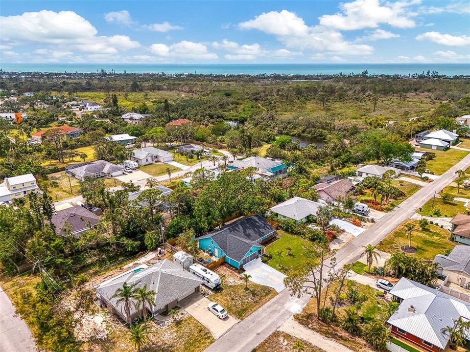 For Sale: $449,700 (3 beds, 2 baths, 1948 Square Feet)