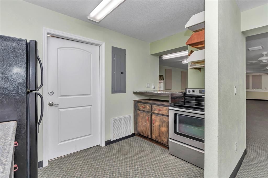 For Sale: $529,000 (3 beds, 3 baths, 3635 Square Feet)