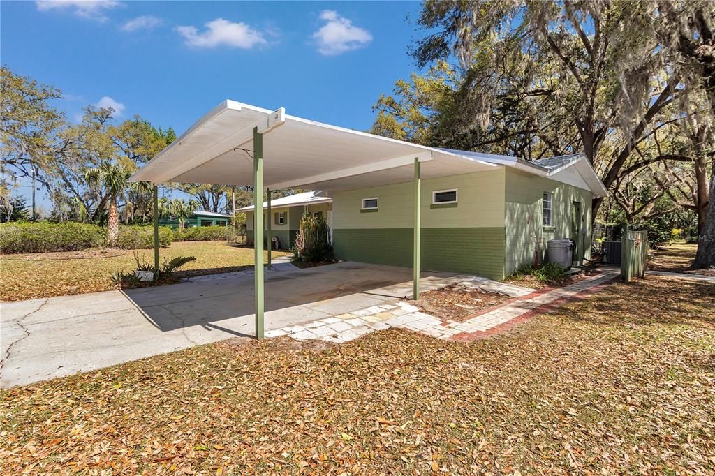 For Sale: $529,000 (3 beds, 3 baths, 3635 Square Feet)