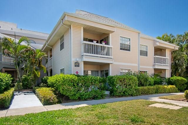 最近售出: $139,000 (1 贝兹, 1 浴室, 570 平方英尺)