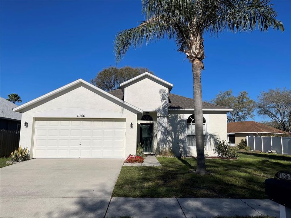 Recently Rented: $2,875 (4 beds, 2 baths, 1690 Square Feet)