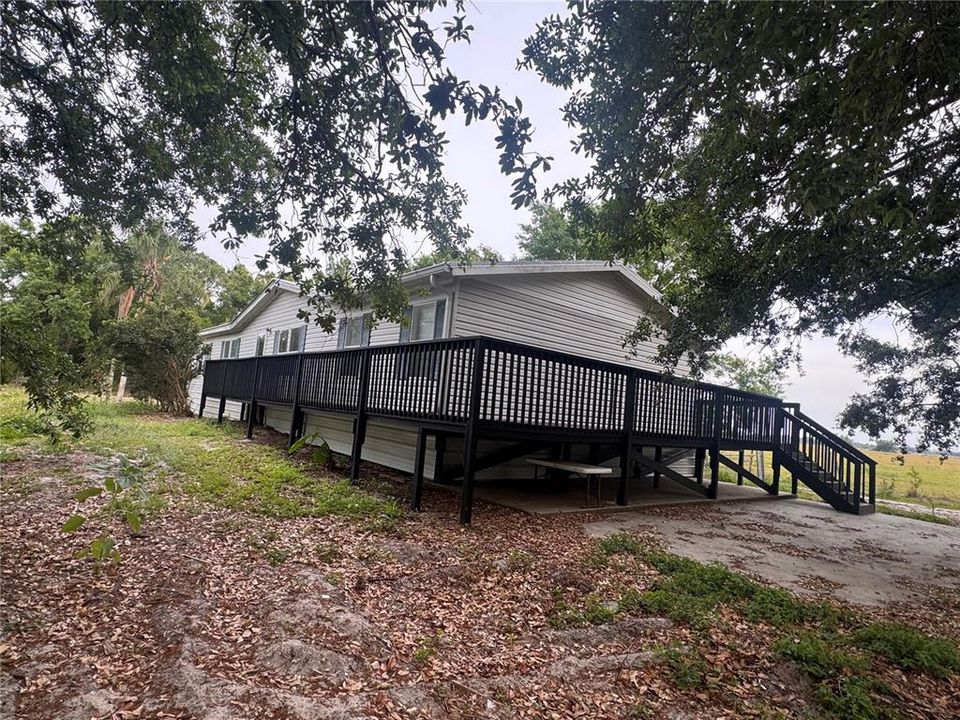 Recently Sold: $249,900 (3 beds, 2 baths, 1836 Square Feet)