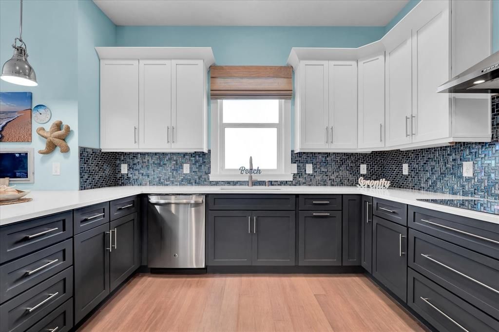 待售: $3,100,000 (4 贝兹, 3 浴室, 3160 平方英尺)