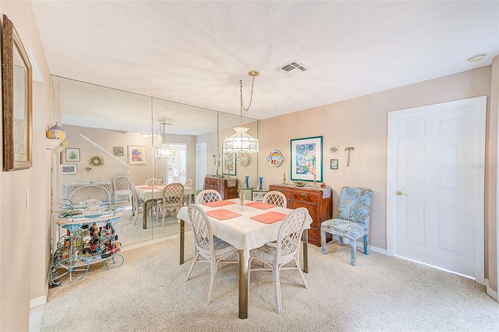 待售: $524,900 (3 贝兹, 2 浴室, 1566 平方英尺)