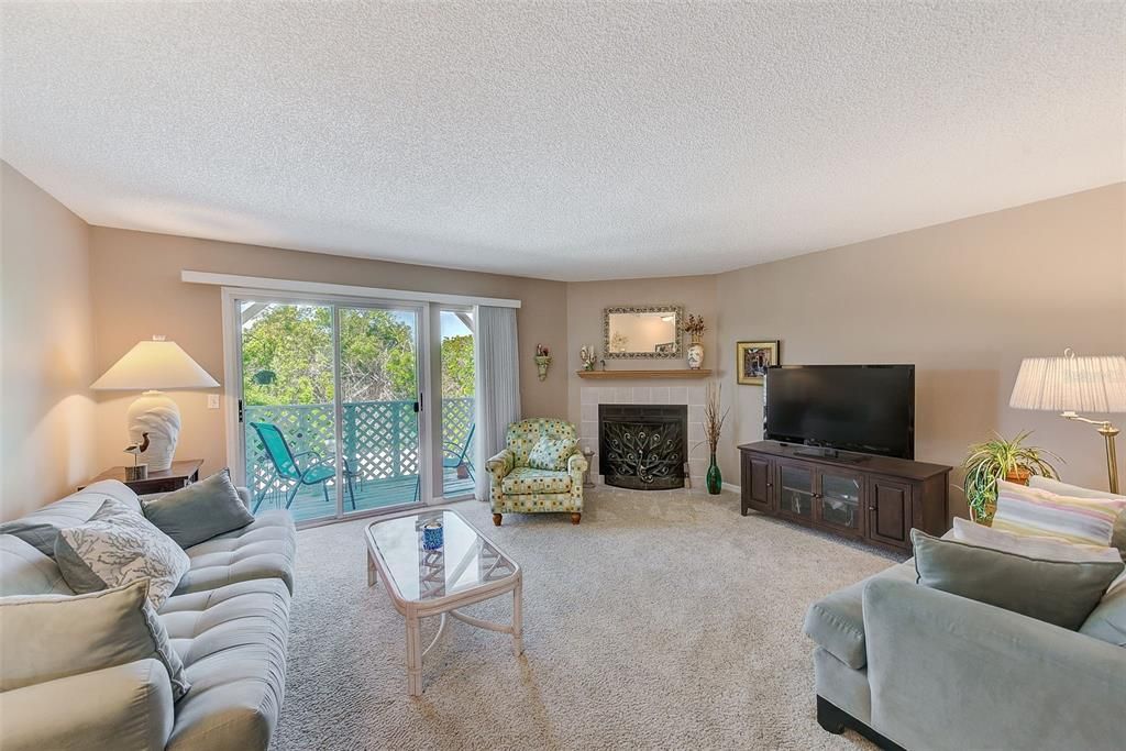 待售: $524,900 (3 贝兹, 2 浴室, 1566 平方英尺)