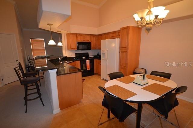 出租: $3,600 (2 贝兹, 2 浴室, 1235 平方英尺)