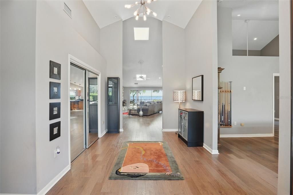 待售: $720,000 (3 贝兹, 3 浴室, 3390 平方英尺)