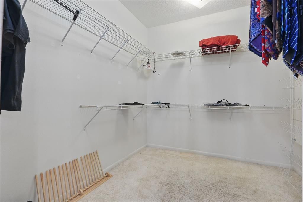 待售: $720,000 (3 贝兹, 3 浴室, 3390 平方英尺)