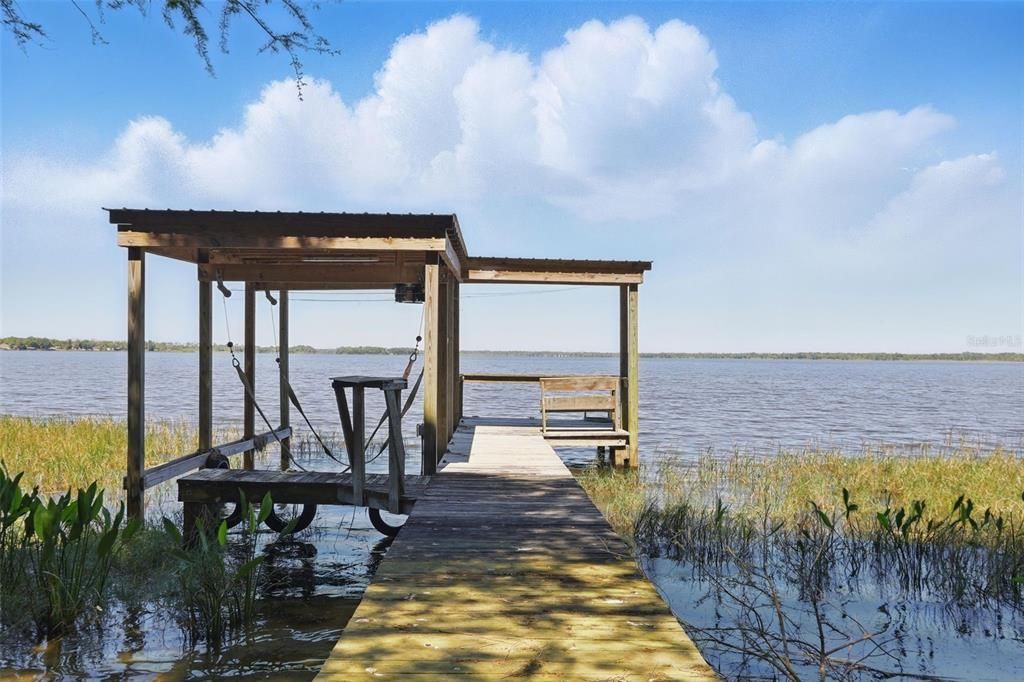 待售: $720,000 (3 贝兹, 3 浴室, 3390 平方英尺)