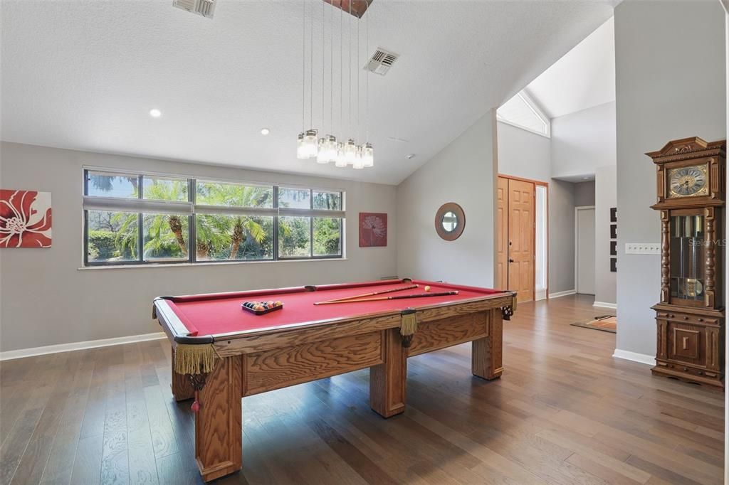 待售: $720,000 (3 贝兹, 3 浴室, 3390 平方英尺)