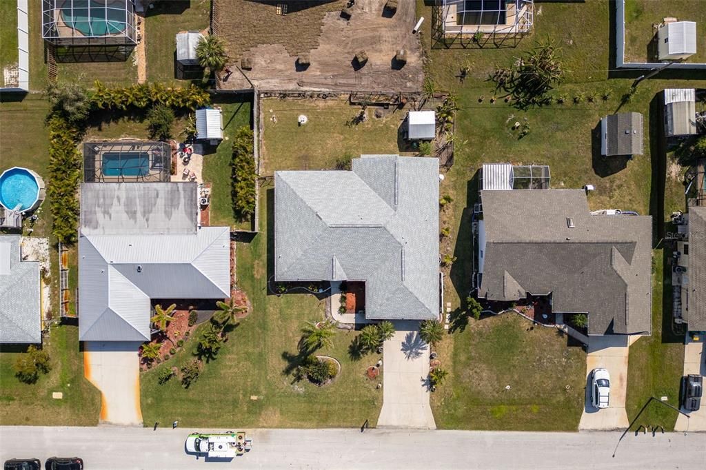 For Rent: $2,900 (3 beds, 2 baths, 2055 Square Feet)