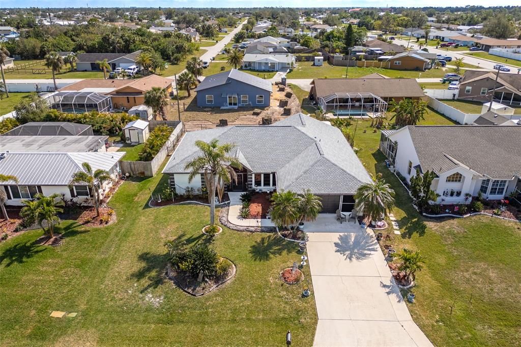 For Rent: $2,900 (3 beds, 2 baths, 2055 Square Feet)