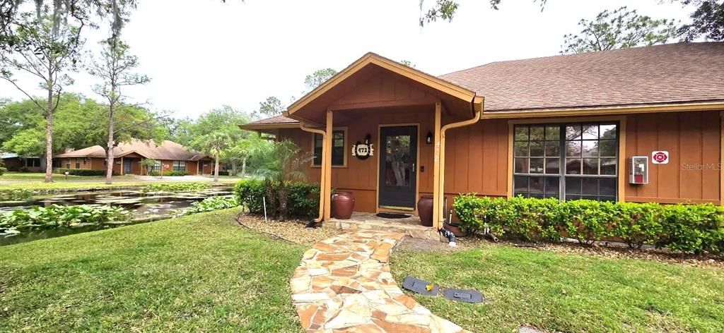 Recently Sold: $299,000 (2 beds, 2 baths, 1506 Square Feet)