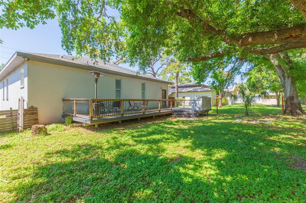 For Sale: $549,000 (4 beds, 3 baths, 1832 Square Feet)