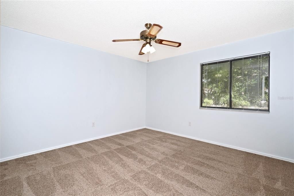 На продажу: $179,000 (2 спален, 2 ванн, 1320 Квадратных фут)